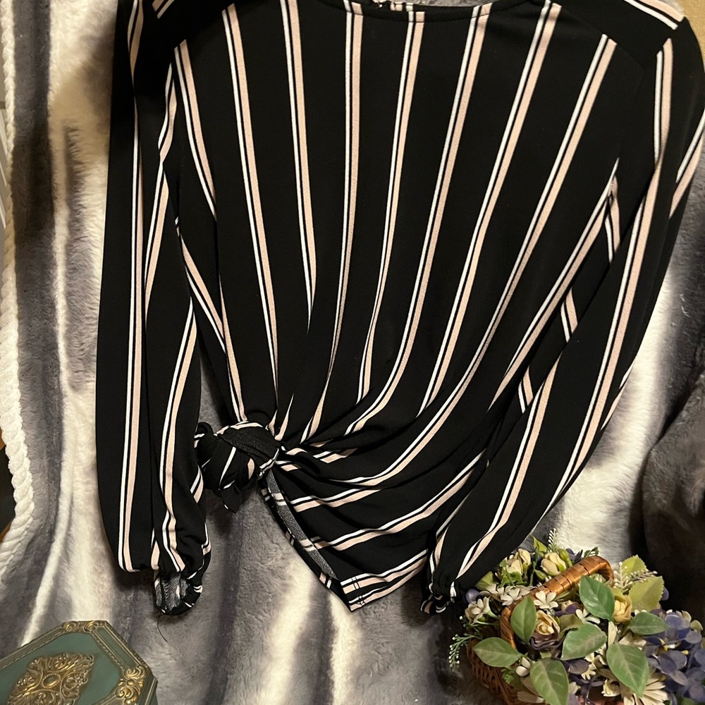 Adrianna Papell Black Stripe Long Sleeve Top
